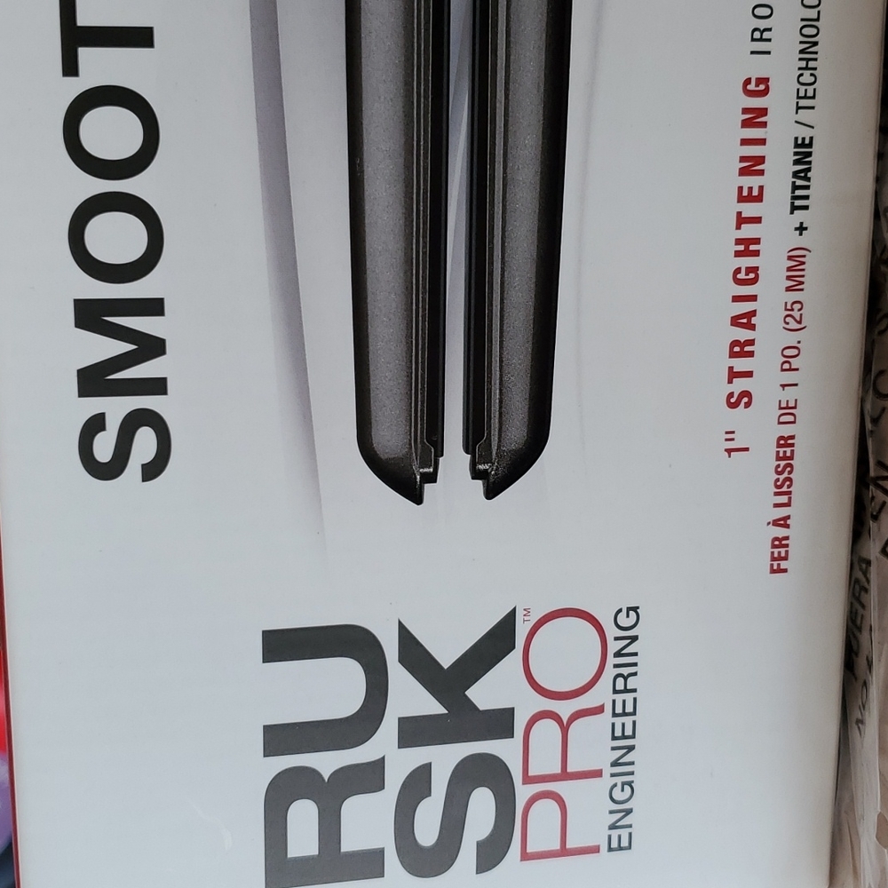Rusk Pro Smooth Titanium 1" Flat Iron